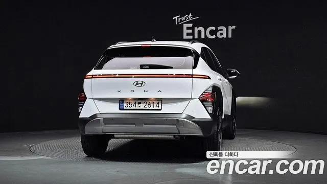 Hyundai Kona Kona (SX2) Бензин 1.6 турбо 2WD — Фото автомобиля 4