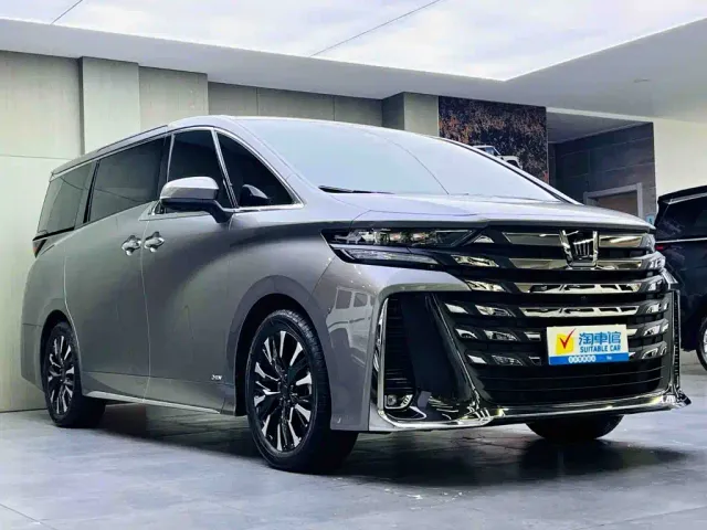 Toyota Vellfire — Фото автомобиля 3