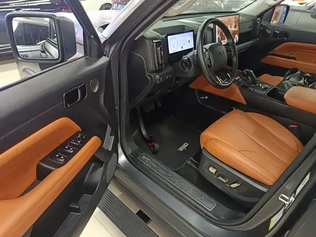 Haval H9 — Фото автомобиля 15