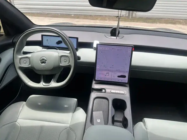 Nio ET5 Touring — Фото автомобиля 10