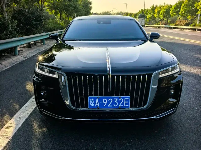 Hongqi H9 — Фото автомобиля 2