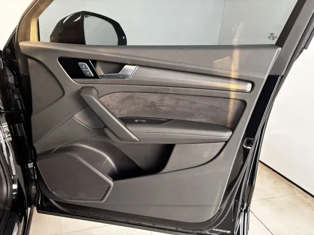 Audi Q5L Sportback — Фото автомобиля 25