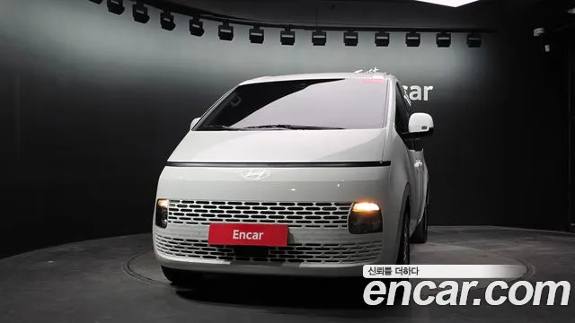 Hyundai Staria — Фото автомобиля 3