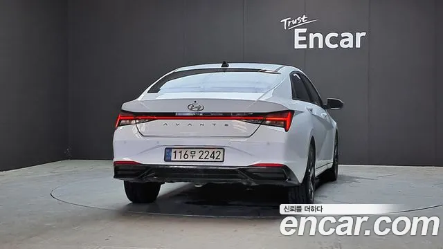 Hyundai AVANTE Avante (CN7) — Фото автомобиля 4