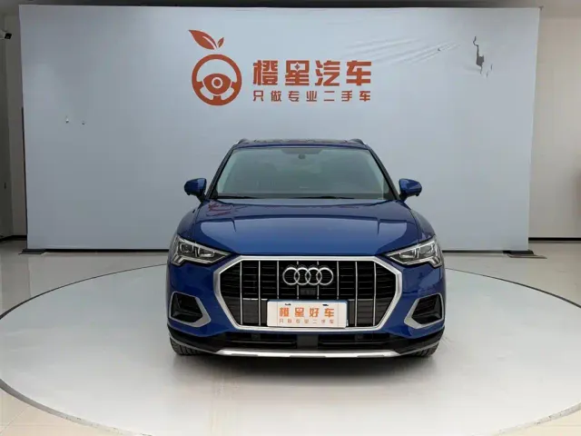 Audi Q3 — Фото автомобиля 2