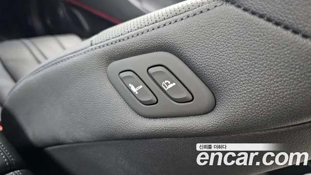 Genesis G80 Бензин 2.5 турбо 2WD — Фото автомобиля 16