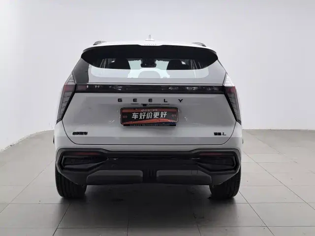 Geely Boyue L — Фото автомобиля 4