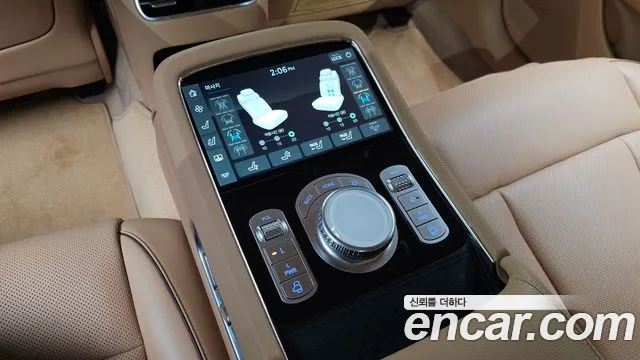 Genesis G90 Бензин 3.5 турбо AWD — Фото автомобиля 27