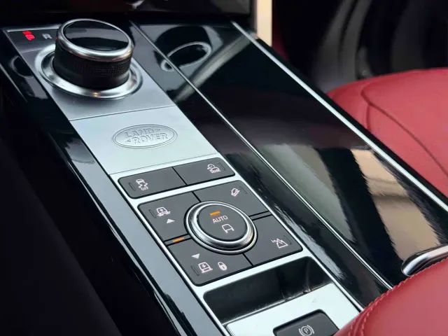 Land Rover Range Rover — Фото автомобиля 12
