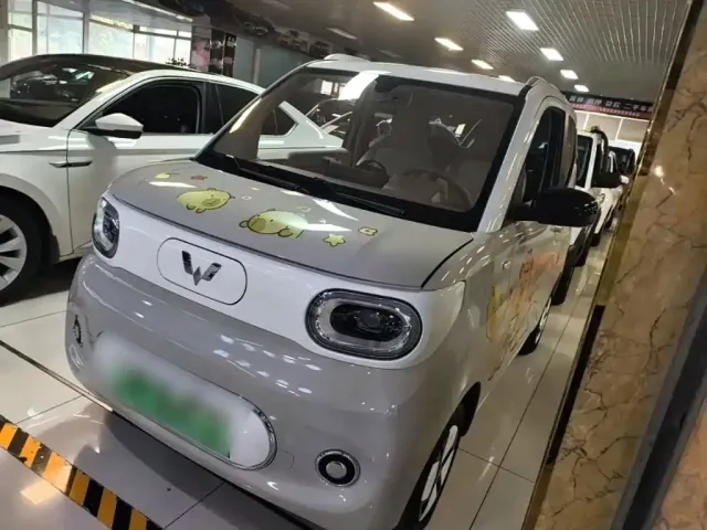 Фотография автомобиля — Wuling Hongguang Mini EV