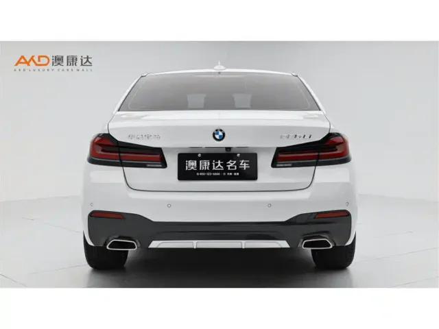 BMW 5 Series — Фото автомобиля 4