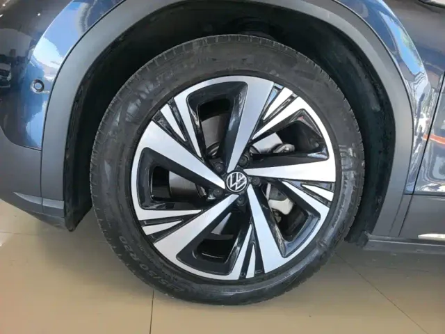 Volkswagen ID.6 Crozz — Фото автомобиля 22