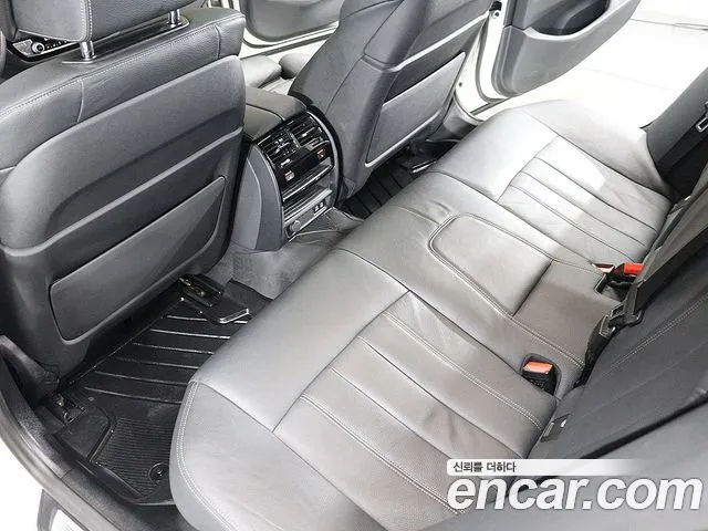 BMW 5 Series G30 — Фото автомобиля 15