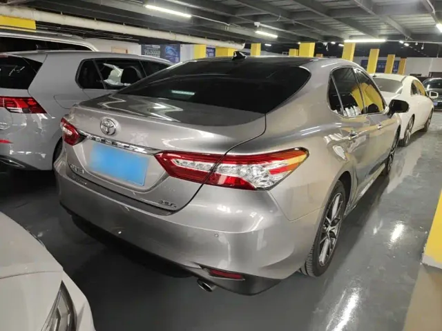 Toyota Camry — Фото автомобиля 6