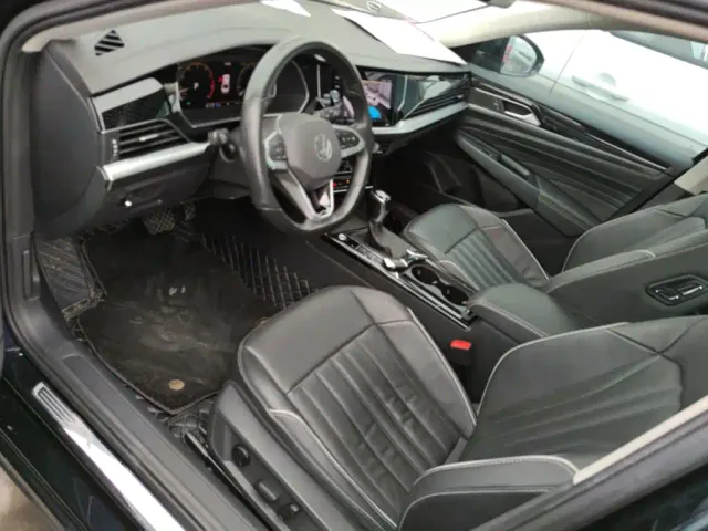 Volkswagen Passat — Фото автомобиля 10
