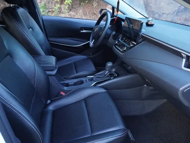 Toyota Corolla — Фото автомобиля 16
