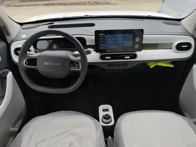 Geely Panda — Фото автомобиля 9