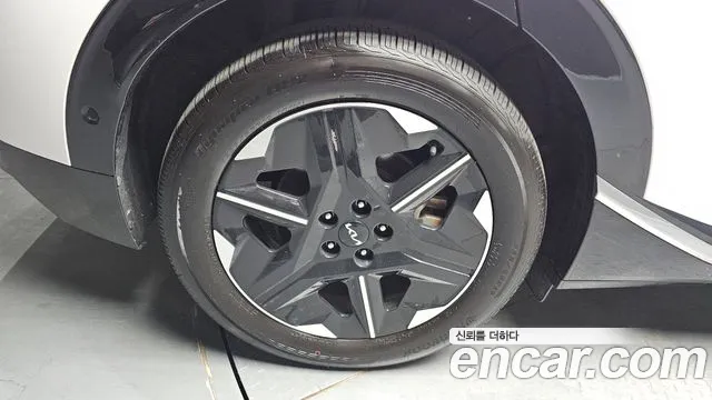 Kia EV6 — Фото автомобиля 5