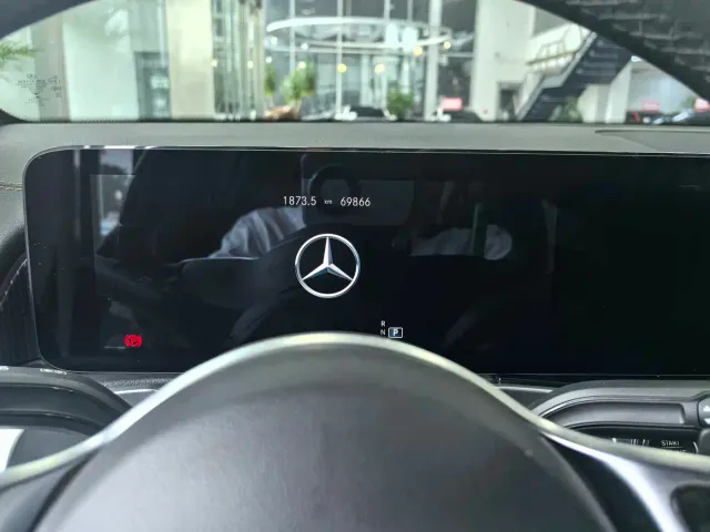 Mercedes-Benz GLB-Class — Фото автомобиля 10