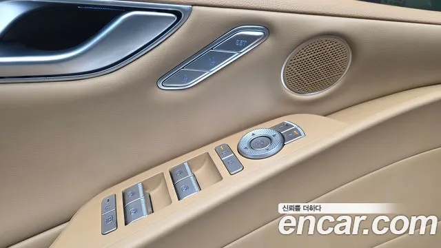Genesis G80 Бензин 2.5 турбо AWD — Фото автомобиля 11