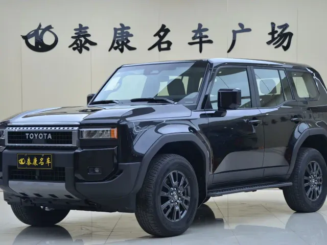 Фотография автомобиля — Toyota Prado