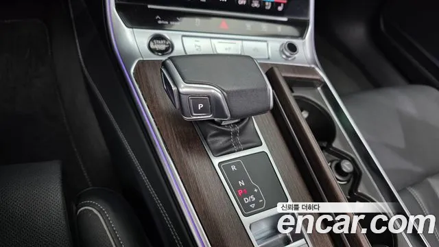 Audi A7 4K — Фото автомобиля 12