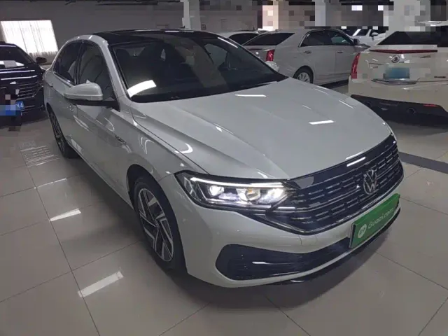 Volkswagen Sagitar — Фото автомобиля 3