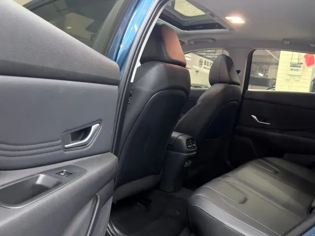 Hyundai Elantra — Фото автомобиля 19