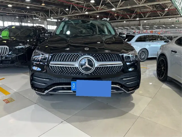 Mercedes-Benz GLE-Class — Фото автомобиля 2