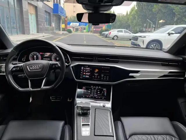 Audi A6L — Фото автомобиля 5