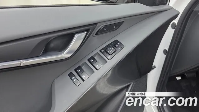 Kia Niro The All New — Фото автомобиля 28