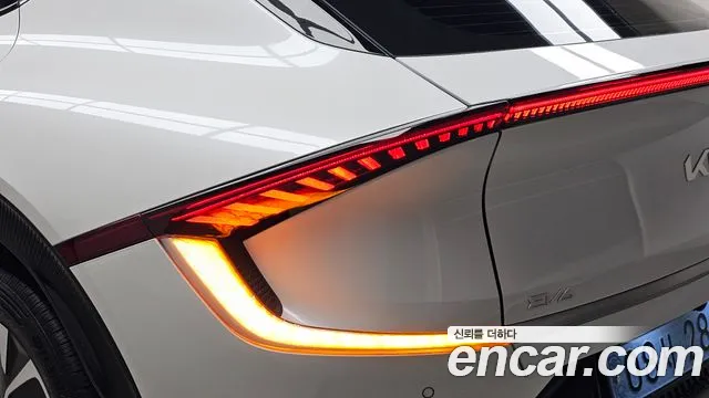 Kia EV6 — Фото автомобиля 22