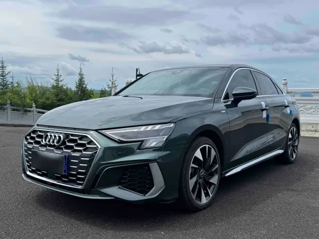 Фотография автомобиля — Audi A3