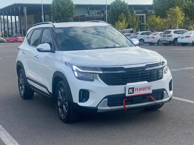Kia Seltos — Фото автомобиля 3