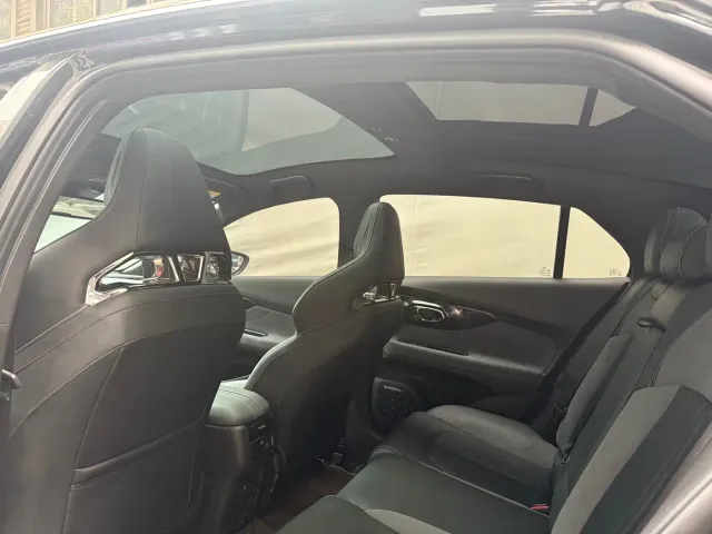 GAC Trumpchi Trumpchi Emkoo 2023 400T Automatic R PRO — Фото автомобиля 7
