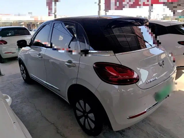 Wuling Bingo — Фото автомобиля 4