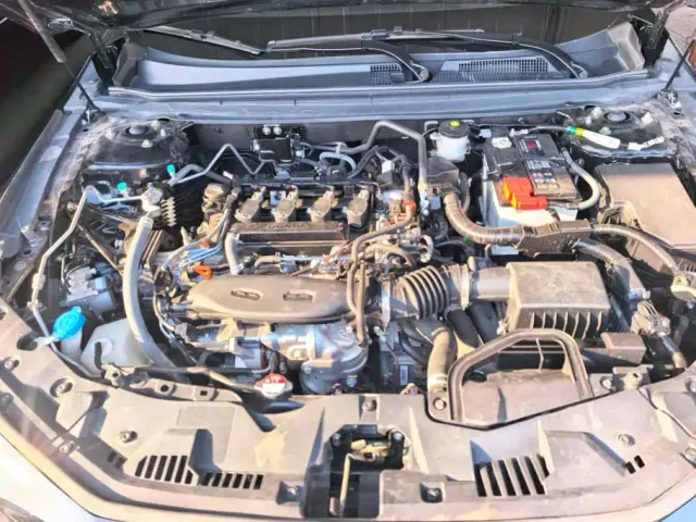 Honda Accord — Фото автомобиля 10