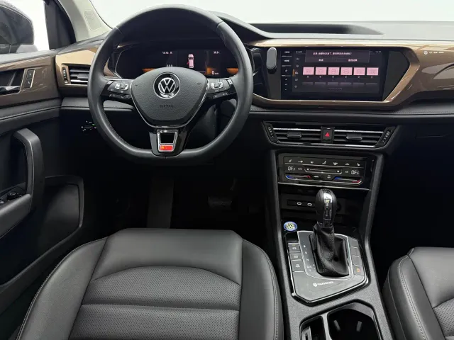 Volkswagen Tharu — Фото автомобиля 11