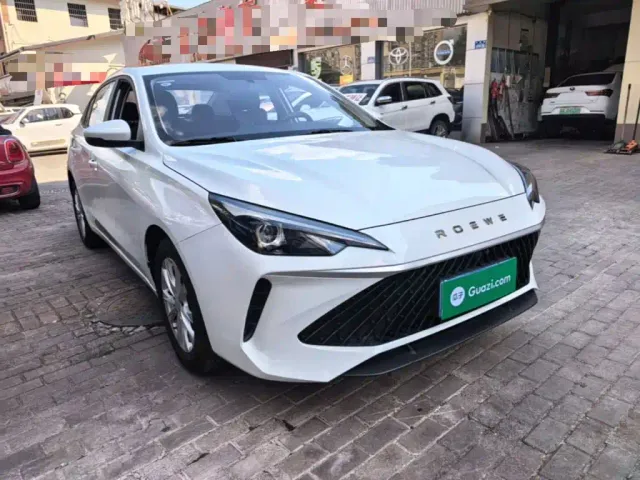 Roewe i5 — Фото автомобиля 3