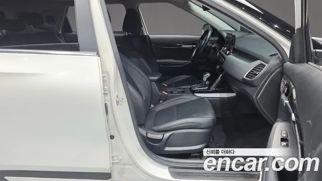 Kia Seltos — Фото автомобиля 11