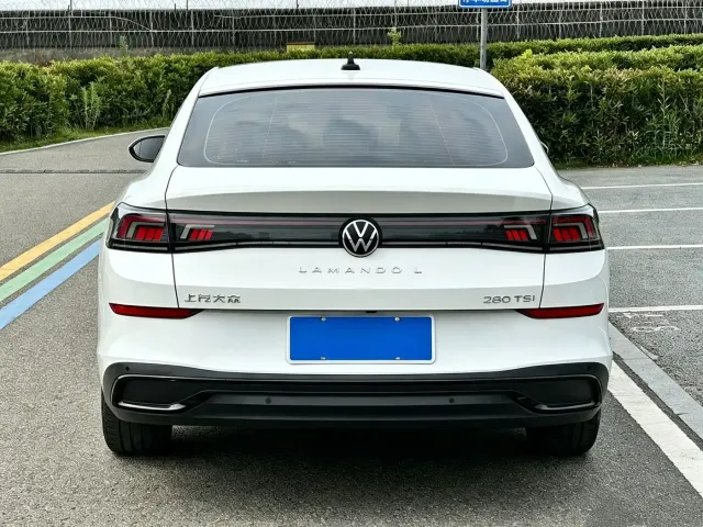 Volkswagen Lamando — Фото автомобиля 5