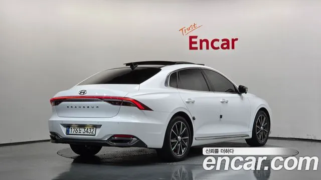 Hyundai Grandeur New — Фото автомобиля 2