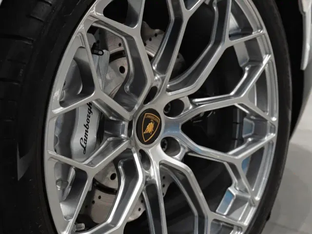 Lamborghini Huracan — Фото автомобиля 20