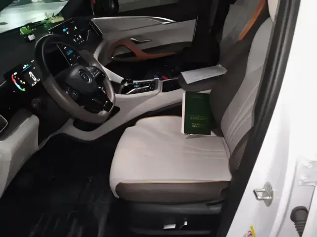 BYD Song Pro — Фото автомобиля 16