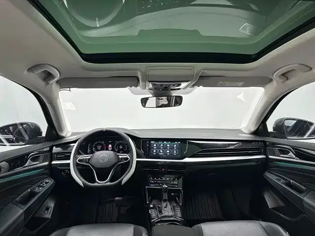 Volkswagen Passat — Фото автомобиля 6