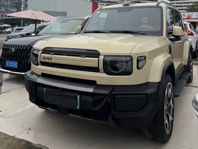 Фотография автомобиля — iCAR V27