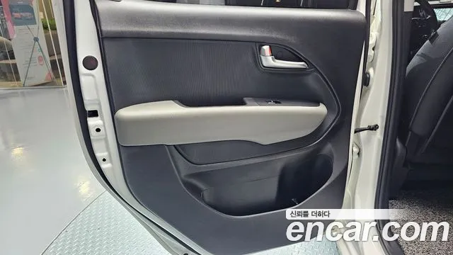 Kia RAY Новый Kia Ray Signature — Фото автомобиля 25