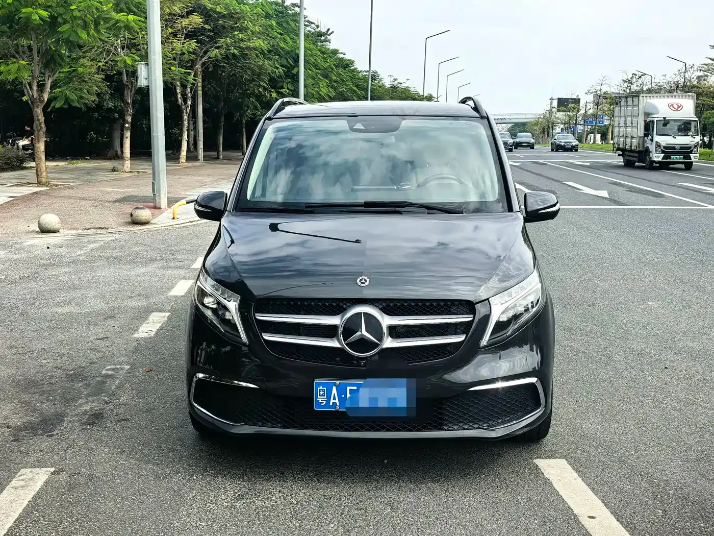Mercedes-Benz Mercedes-Benz V-Class 2022 V 260 Prestige Edition — Фото автомобиля 3