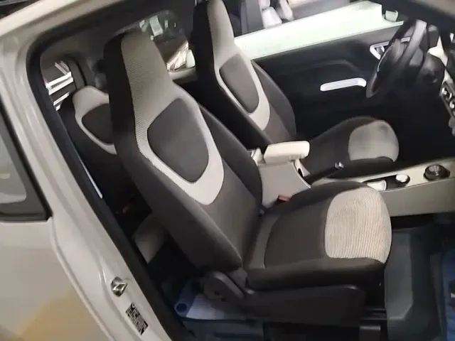 Wuling Hongguang Mini EV — Фото автомобиля 24