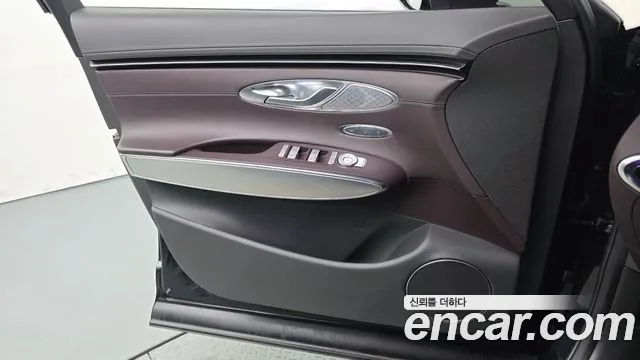 Genesis GV70 2.5T Бензин AWD — Фото автомобиля 21